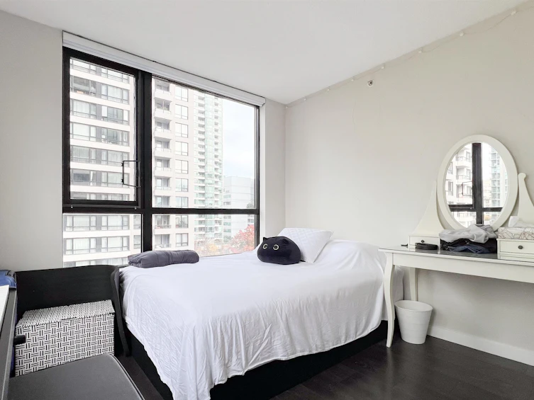 1002-977 Mainland Street, Vancouver, BC, V6B 1T2 - 13