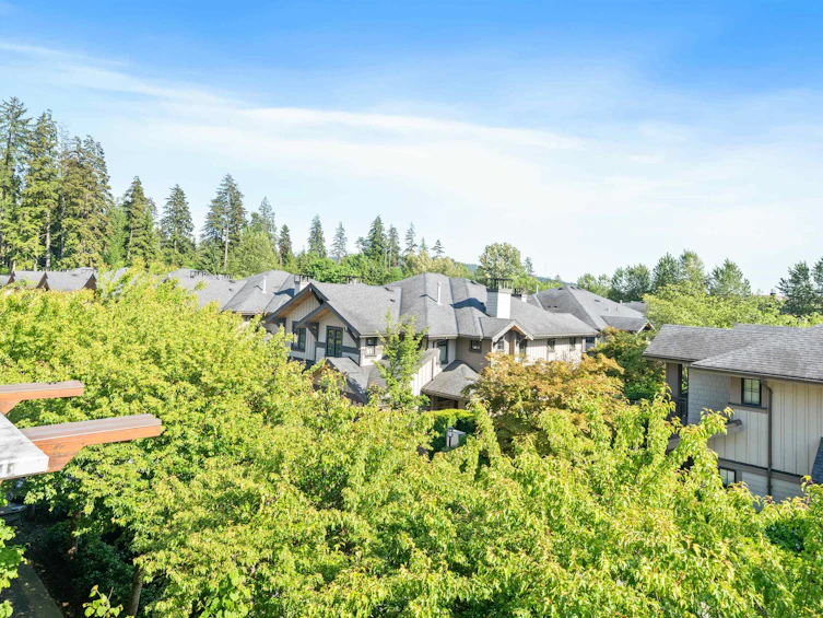202-3602 Aldercrest Drive, North Vancouver, BC, V7G 0A2 - 26