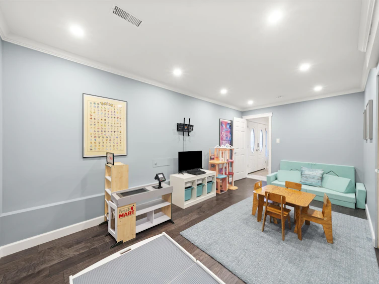 5047 Erin Way, Delta, BC, V4M 1K2 - 12