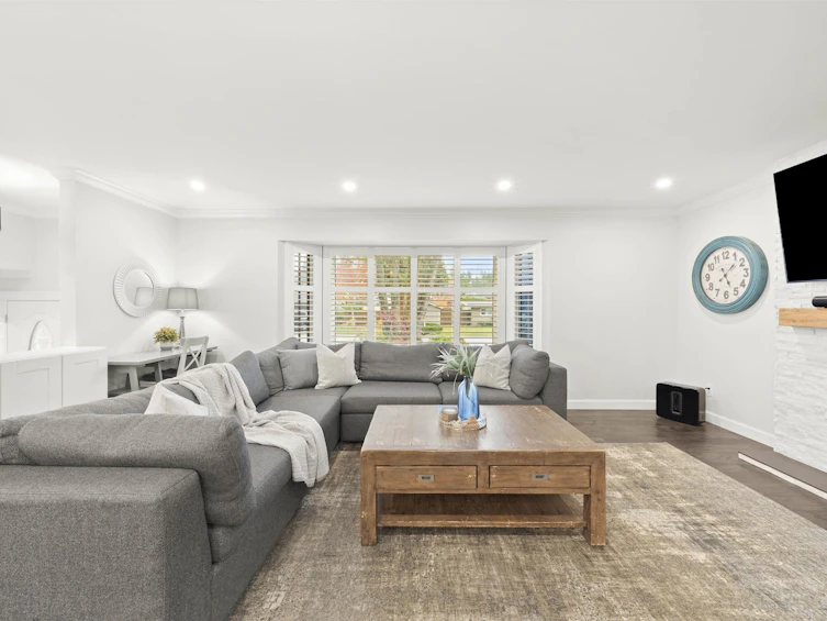 5047 Erin Way, Delta, BC, V4M 1K2 - 3