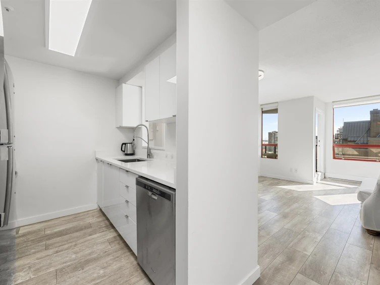 1401-811 Helmcken Street, Vancouver, BC, V6Z 1B1 - 2