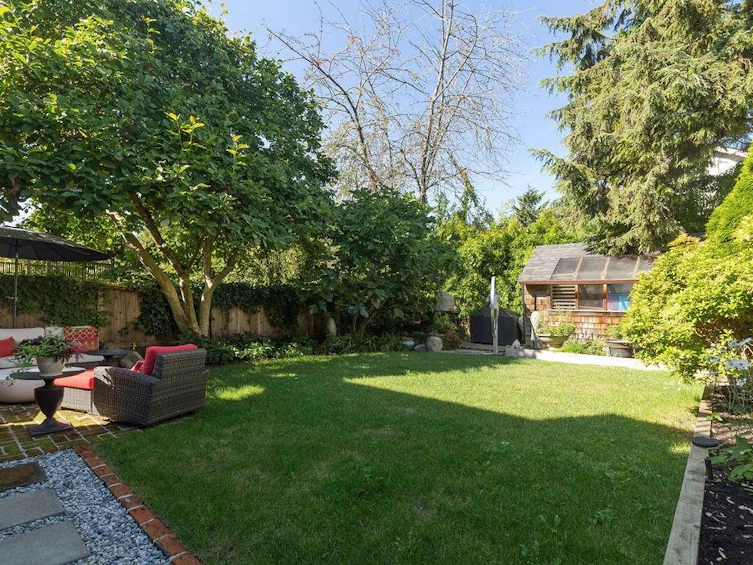 2615 W 2nd Avenue, Vancouver, BC, V6K 1K1 - 38