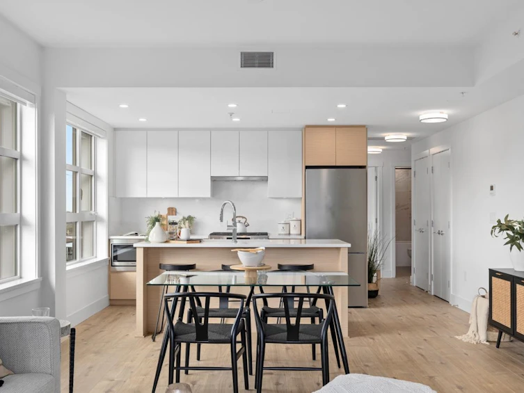406-4788 Hastings Street, Burnaby, BC, V5C 0P4 - 7