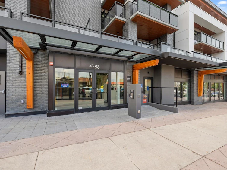 406-4788 Hastings Street, Burnaby, BC, V5C 0P4 - 3