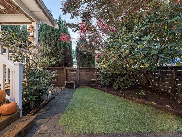 2888 Glen Drive, Vancouver, BC, V5T 4B8 - 3