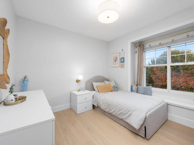 2888 Glen Drive, Vancouver, BC, V5T 4B8 - 33