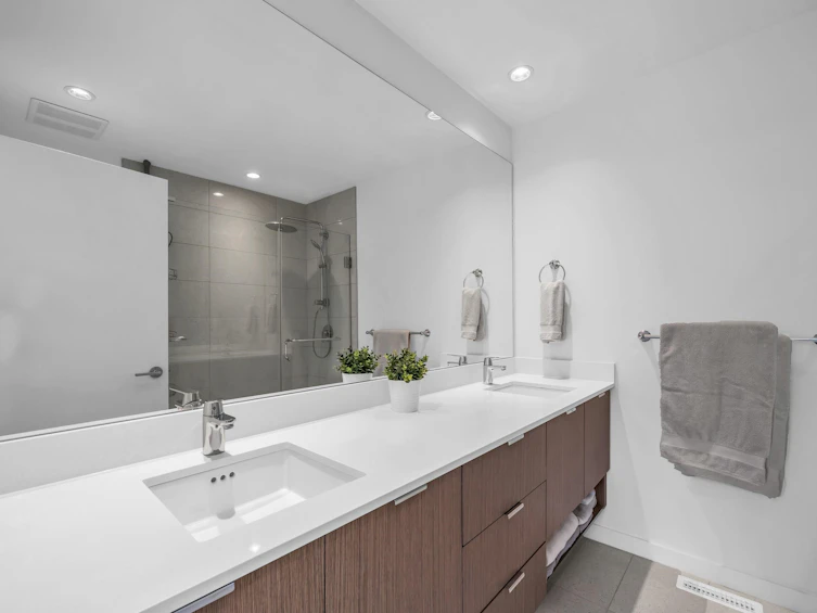 16-16561 17a Avenue, Surrey, BC, V3Z 1J3 - 17