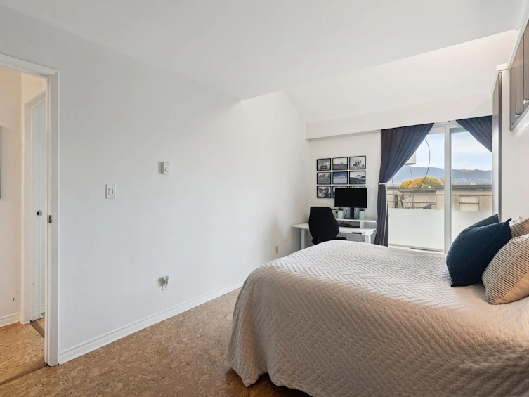 202-1633 Yew Street, Vancouver, BC, V6K 3E6 - 19