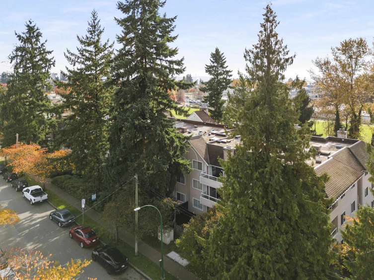 111-5350 Victory Street, Burnaby, BC, V5J 1T1 - 30