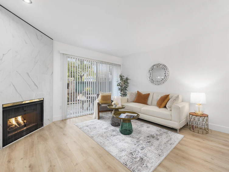111-5350 Victory Street, Burnaby, BC, V5J 1T1 - 2