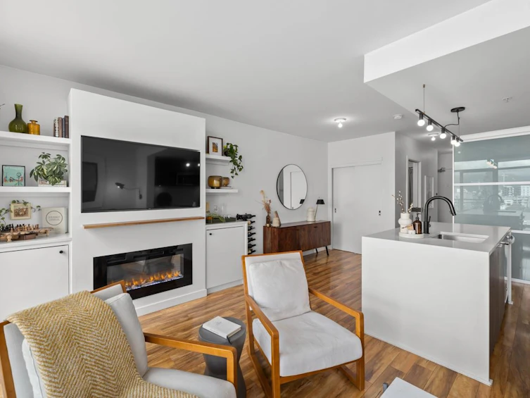 520-289 E 6th Avenue, Vancouver, BC, V5T 0E9 - 5