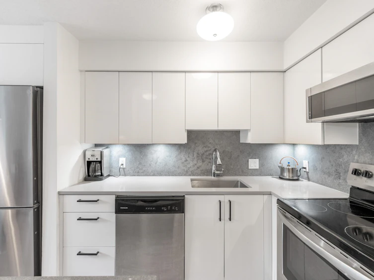 105-2133 Dundas Street, Vancouver, BC, V5L 1J7 - 11