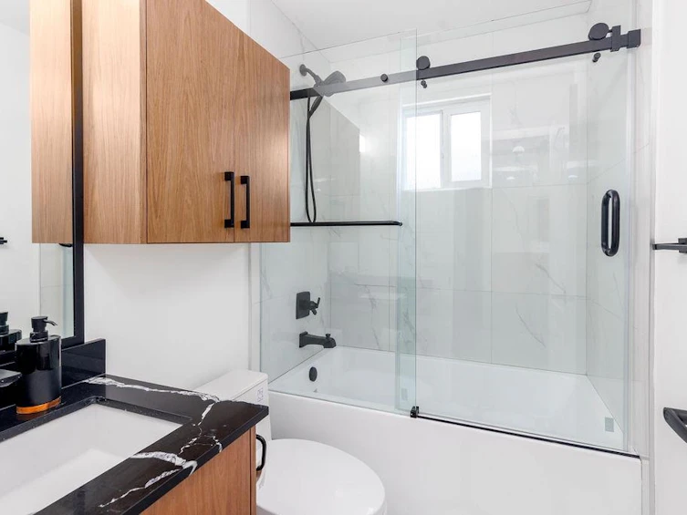 6033 Woodsworth Street, Burnaby, BC, V5G 1S9 - 21