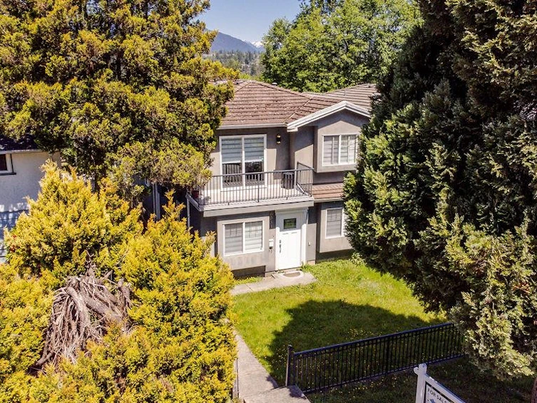 6033 Woodsworth Street, Burnaby, BC, V5G 1S9 - 36