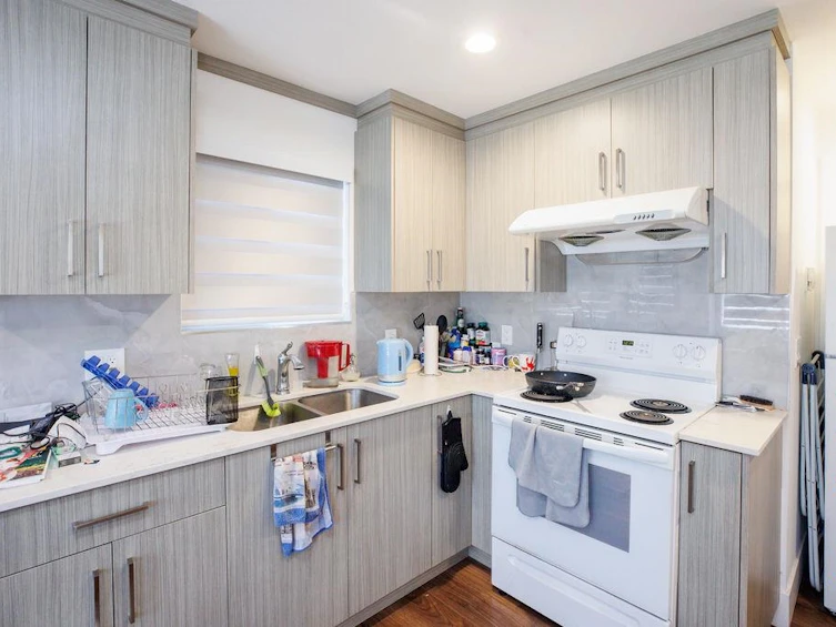 6033 Woodsworth Street, Burnaby, BC, V5G 1S9 - 31