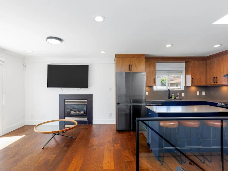 6033 Woodsworth Street, Burnaby, BC, V5G 1S9 - 17