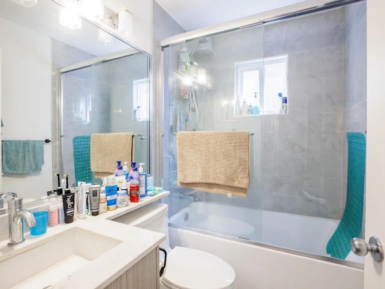 6033 Woodsworth Street, Burnaby, BC, V5G 1S9 - 40