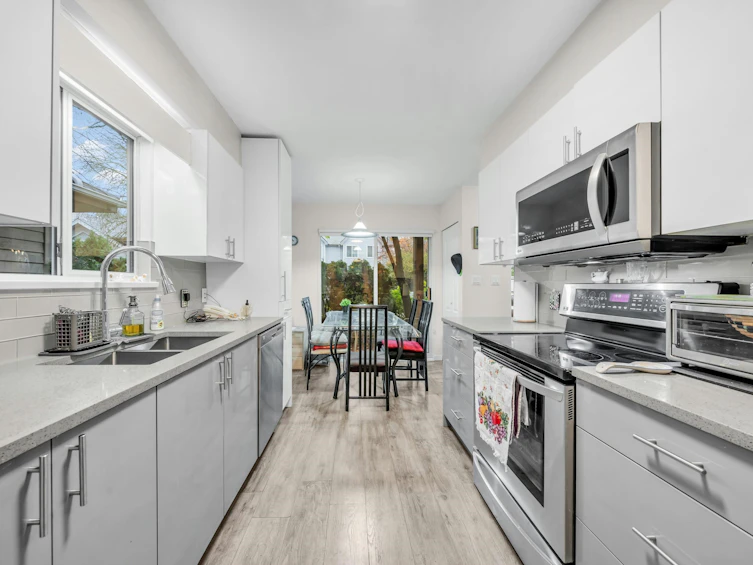 8-815 Tobruck Avenue, North Vancouver, BC, V7P 1V9 - 13