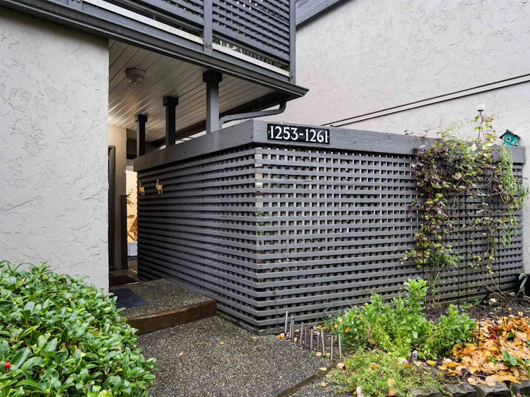 1253 Plateau Drive, North Vancouver, BC, V7P 2J3 - 21