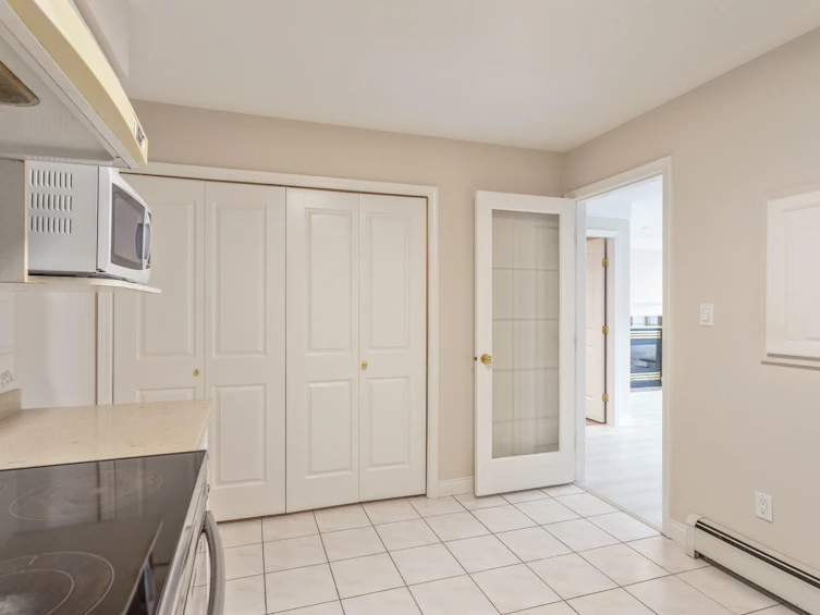 8322 Shaughnessy Street, Vancouver, BC, V6P 3Y2 - 11