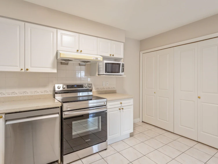 8322 Shaughnessy Street, Vancouver, BC, V6P 3Y2 - 10