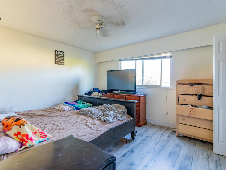 2337 Wakefield Drive, Langley, BC, V2Y 1B2 - 6