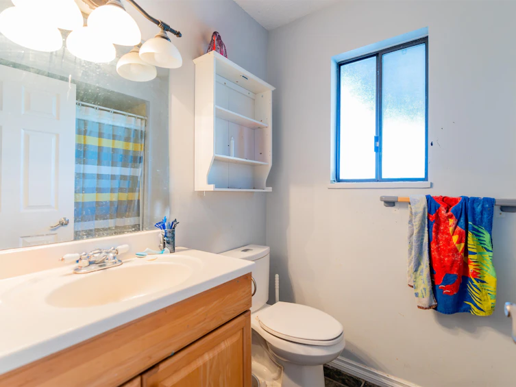 2337 Wakefield Drive, Langley, BC, V2Y 1B2 - 9