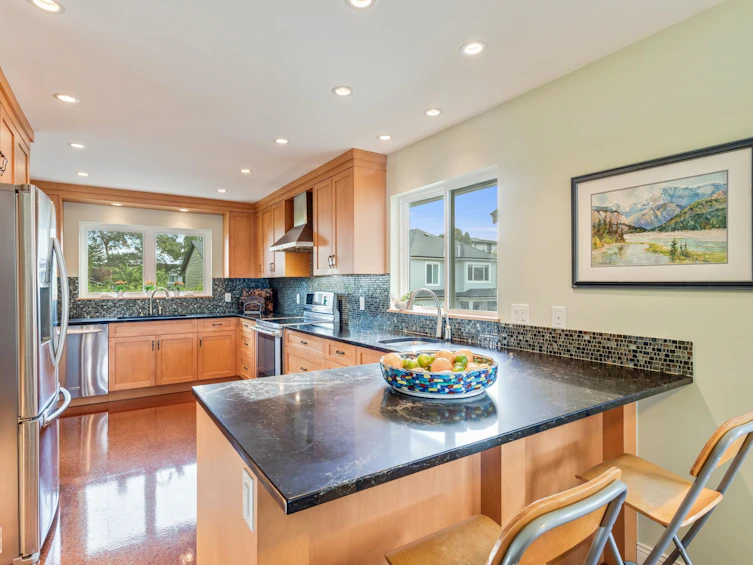 11300 Galleon Court, Richmond, BC, V7E 4L3 - 2