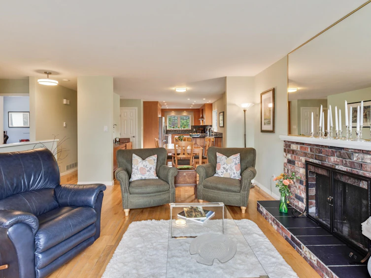 11300 Galleon Court, Richmond, BC, V7E 4L3 - 7