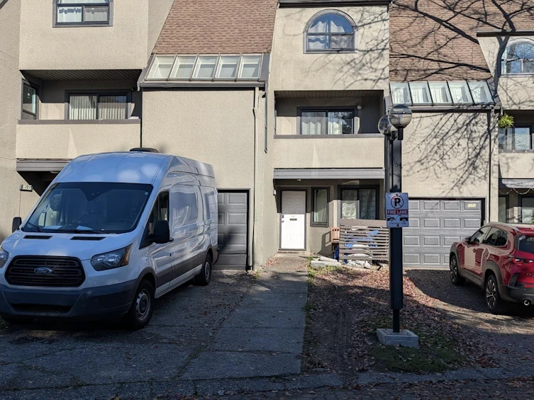 8557 Woodridge Place, Burnaby, BC, V5A 4B3 - 3