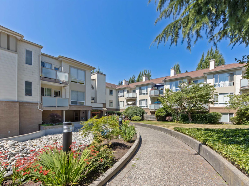 105 - 6742 Station Hill Court, Burnaby BC V3N 4V2