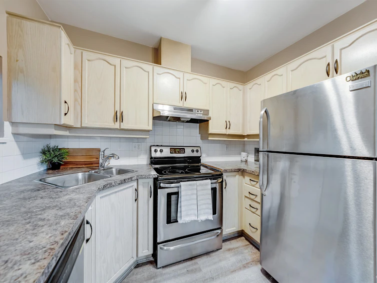 105-6742 Station Hill Court, Burnaby, BC, V3N 4V2 - 11