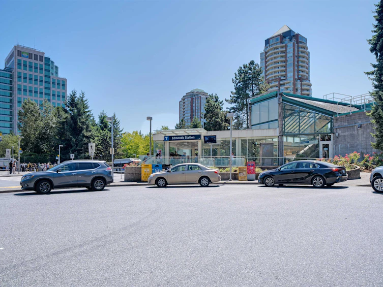 105-6742 Station Hill Court, Burnaby, BC, V3N 4V2 - 23