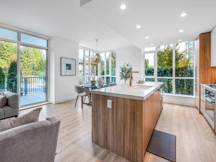 102-2375 Emery Court, North Vancouver, BC, V7J 0E9 - 4