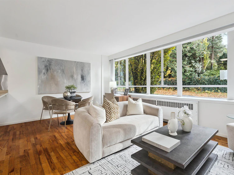 315-1445 Marpole Avenue, Vancouver, BC, V6H 1S5 - 2
