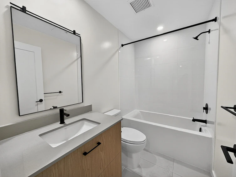 513-27215 Aldergrove Town Centre Drive, Langley, BC, V4W 0E3 - 7