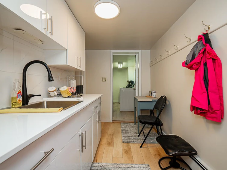 3099 W 6th Avenue, Vancouver, BC, V6K 1X4 - 19