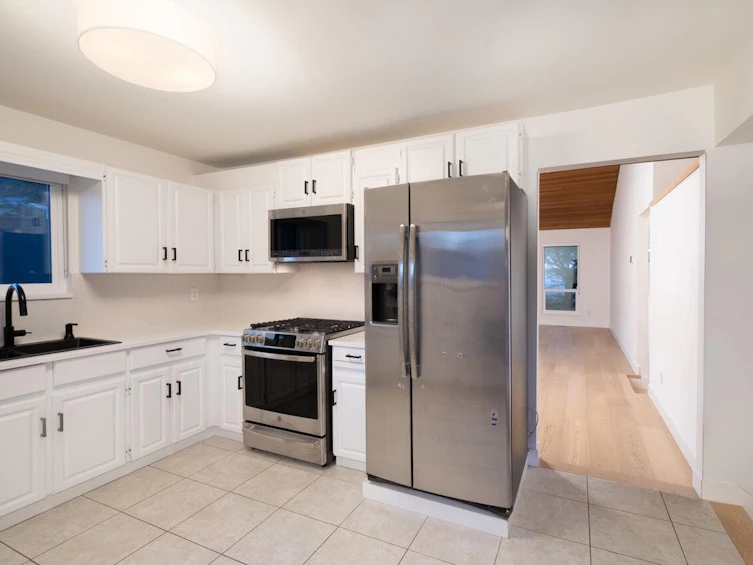 5 Campion Court, Port Moody, BC, V3H 4A9 - 14