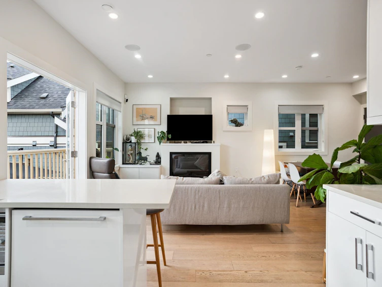 764 E 14th Avenue, Vancouver, BC, V5T 2N3 - 12