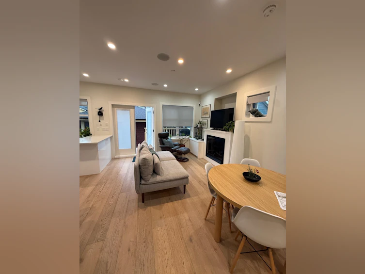 764 E 14th Avenue, Vancouver, BC, V5T 2N3 - 4