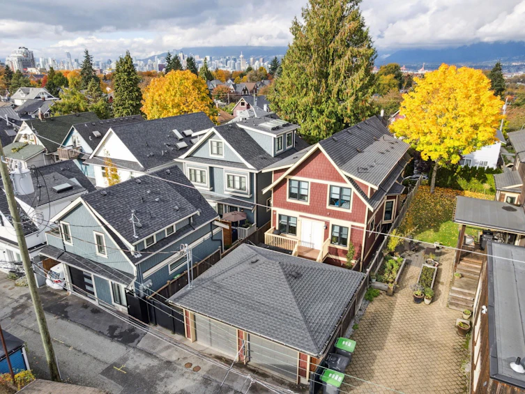 764 E 14th Avenue, Vancouver, BC, V5T 2N3 - 34