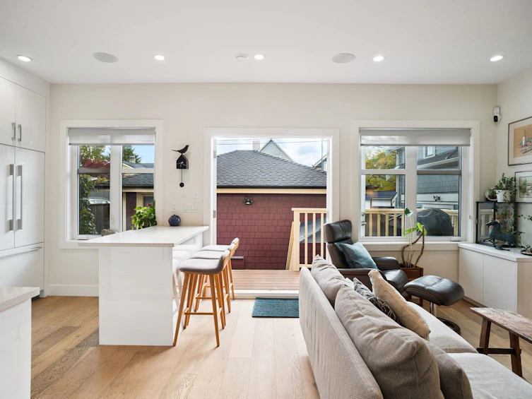 764 E 14th Avenue, Vancouver, BC, V5T 2N3 - 8