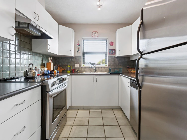 406-3161 W 4th Avenue, Vancouver, BC, V6K 1R6 - 11