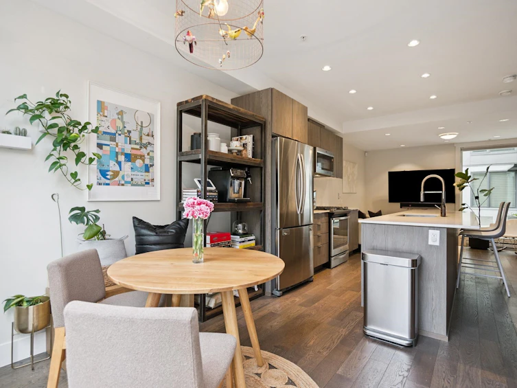 13-531 East 16th Avenue, Vancouver, BC, V5T 2V1 - 7