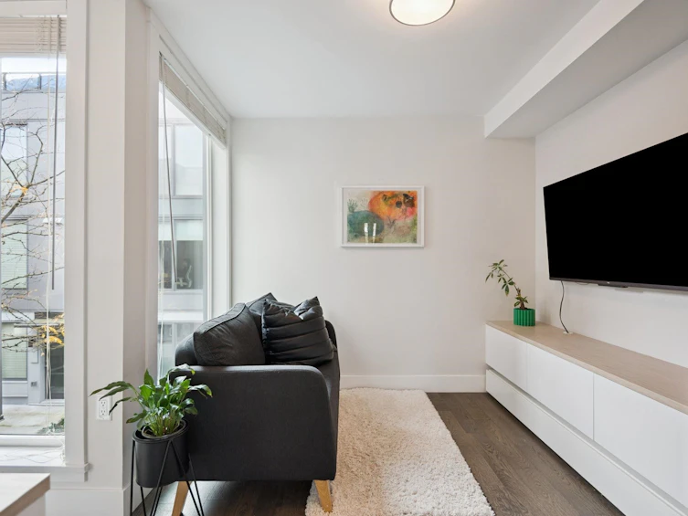13-531 East 16th Avenue, Vancouver, BC, V5T 2V1 - 13