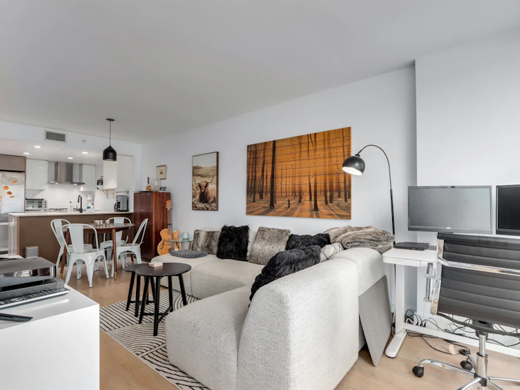 207-1618 Quebec Street, Vancouver, BC, V6A 0C5 - 8