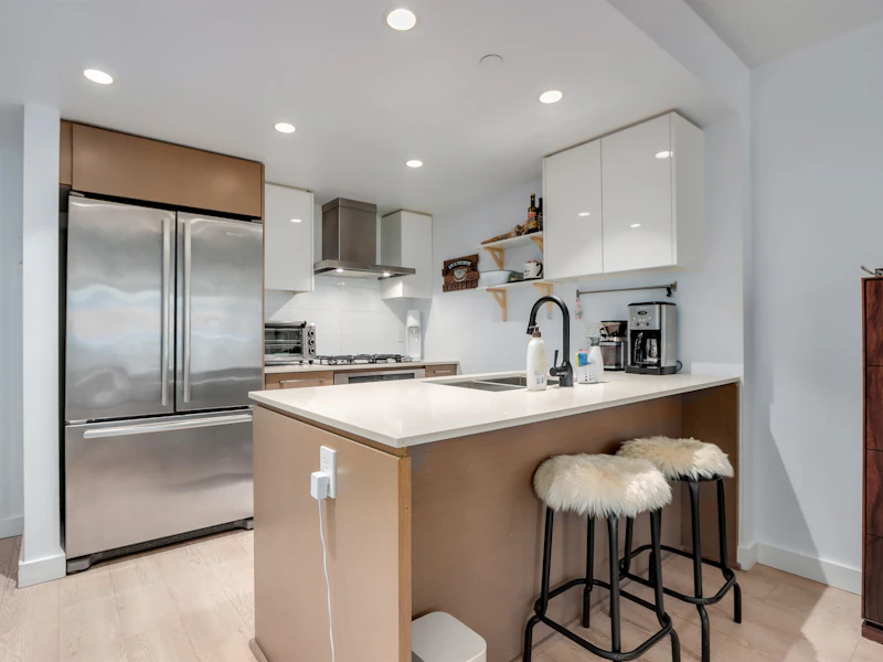 207 - 1618 Quebec Street, Vancouver BC V6A 0C5
