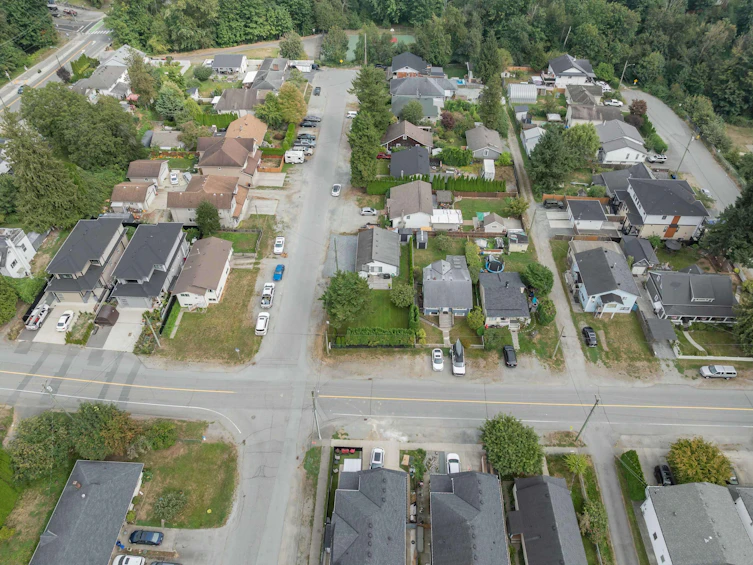 7540 Welton Street, Mission, BC, V2V 3X4 - 36