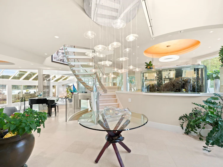 4378 Ross Crescent, West Vancouver, BC, V7W 1B2 - 4
