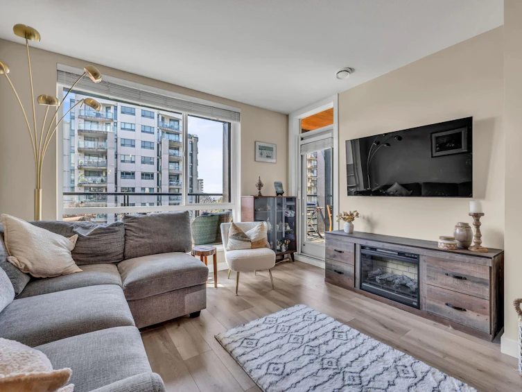 404-128 E 8th Street, North Vancouver, BC, V7L 0H2 - 9